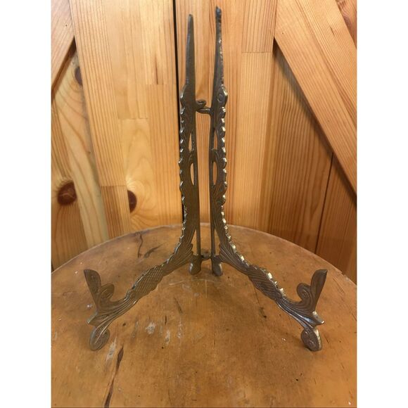 Primitive Art Ware Brass Picture Frame Holder (5569) - Picture 1 of 10
